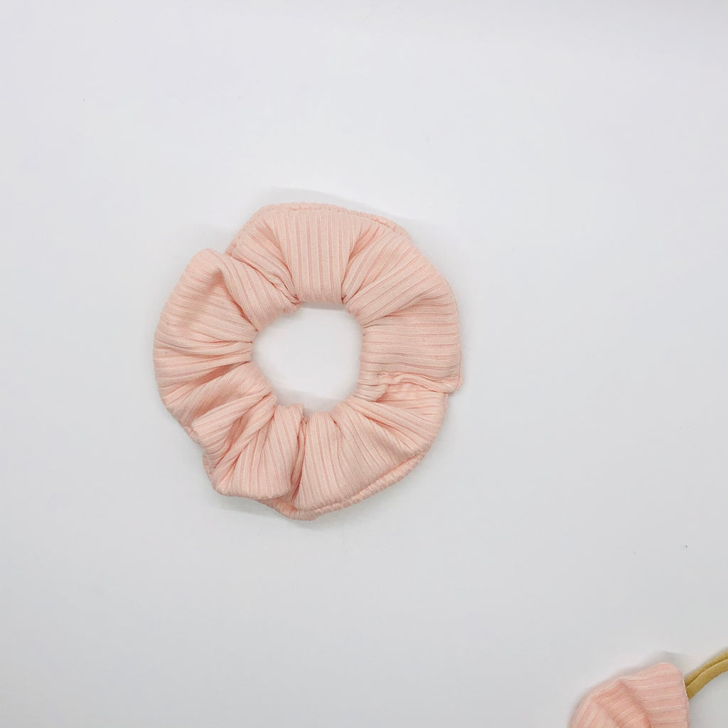 Pink Ribbed Scrunchie
